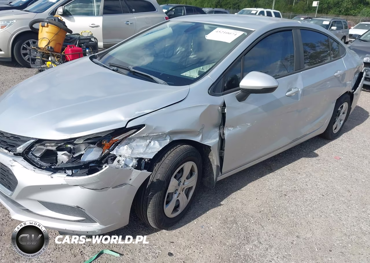 2017 Chevrolet Cruze Ls Auto VIN:1G1BC5SM4H7146183 - 6