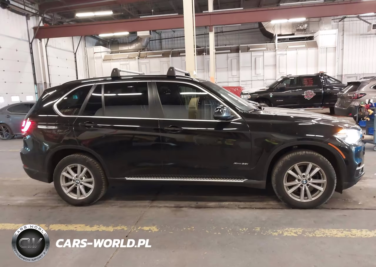 2015 BMW X5 xDrive35I VIN:5UXKR0C53F0P06179 - 13