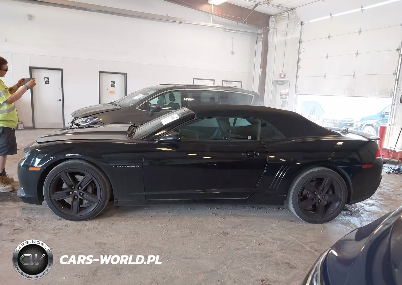 2015 Chevrolet Camaro 2Ss VIN:2G1FJ3DWXF9290469 - 13