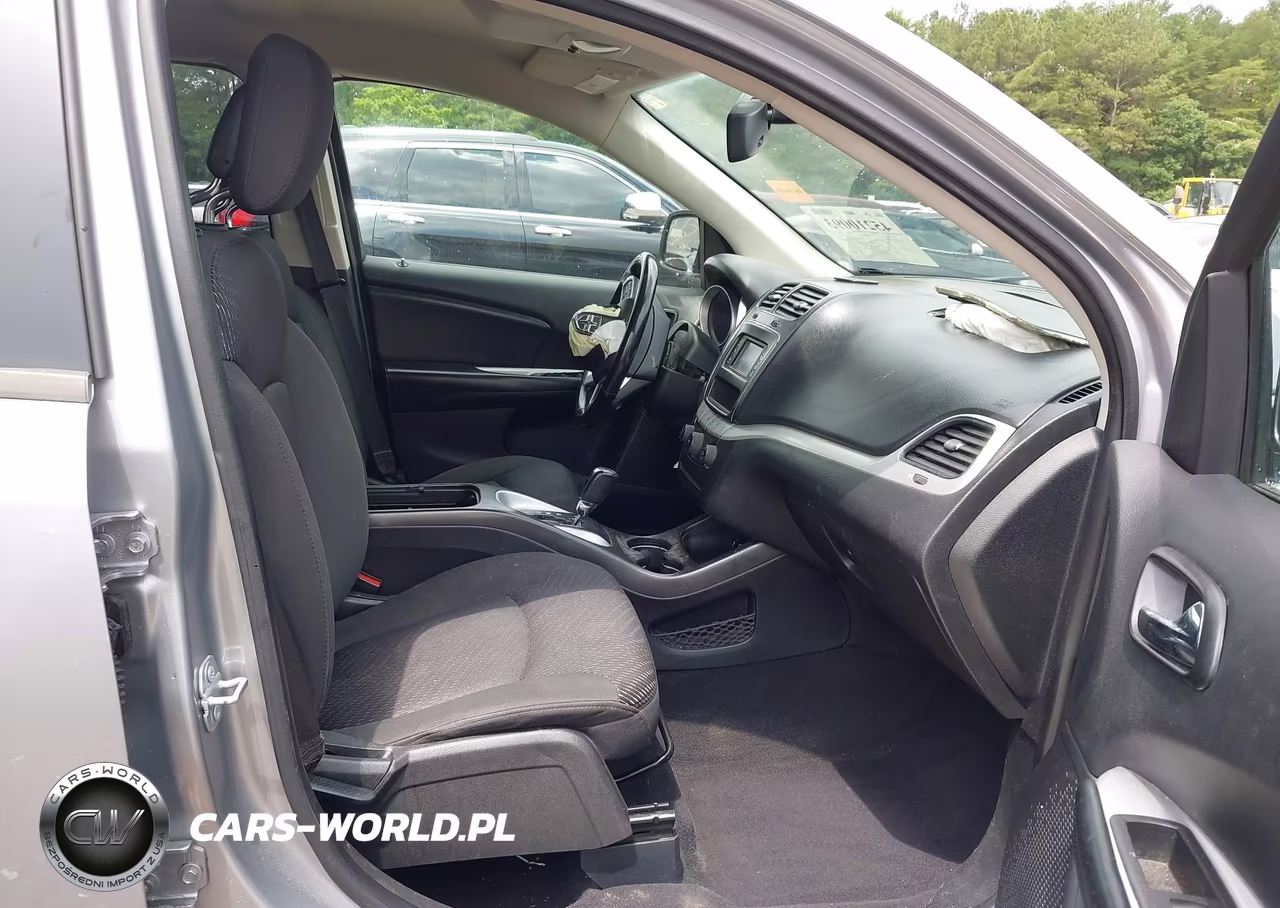 2018 Dodge Journey Se VIN:3C4PDCAB9JT445006 - 5
