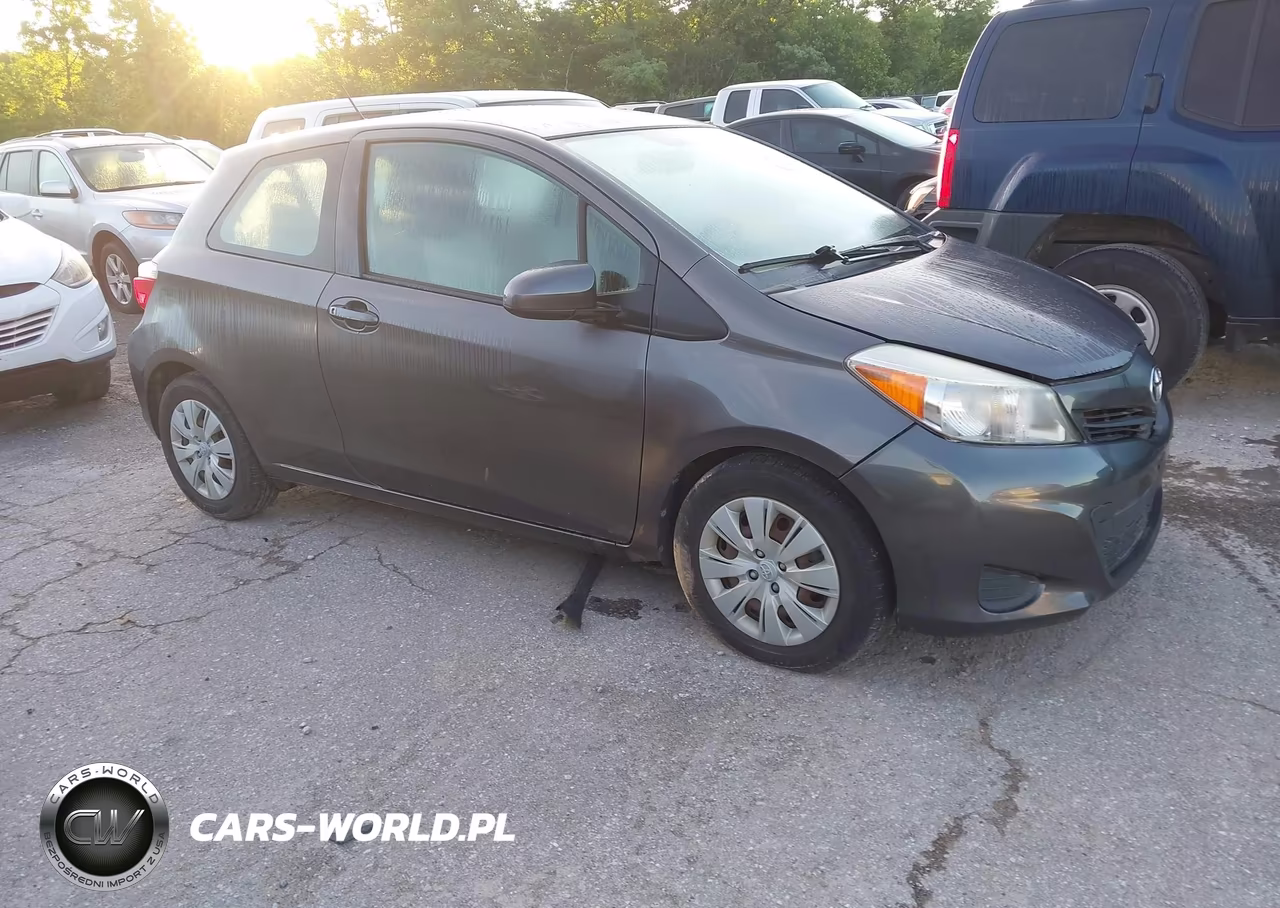 2012 Toyota Yaris Le – zdjęcie 1 z 11
