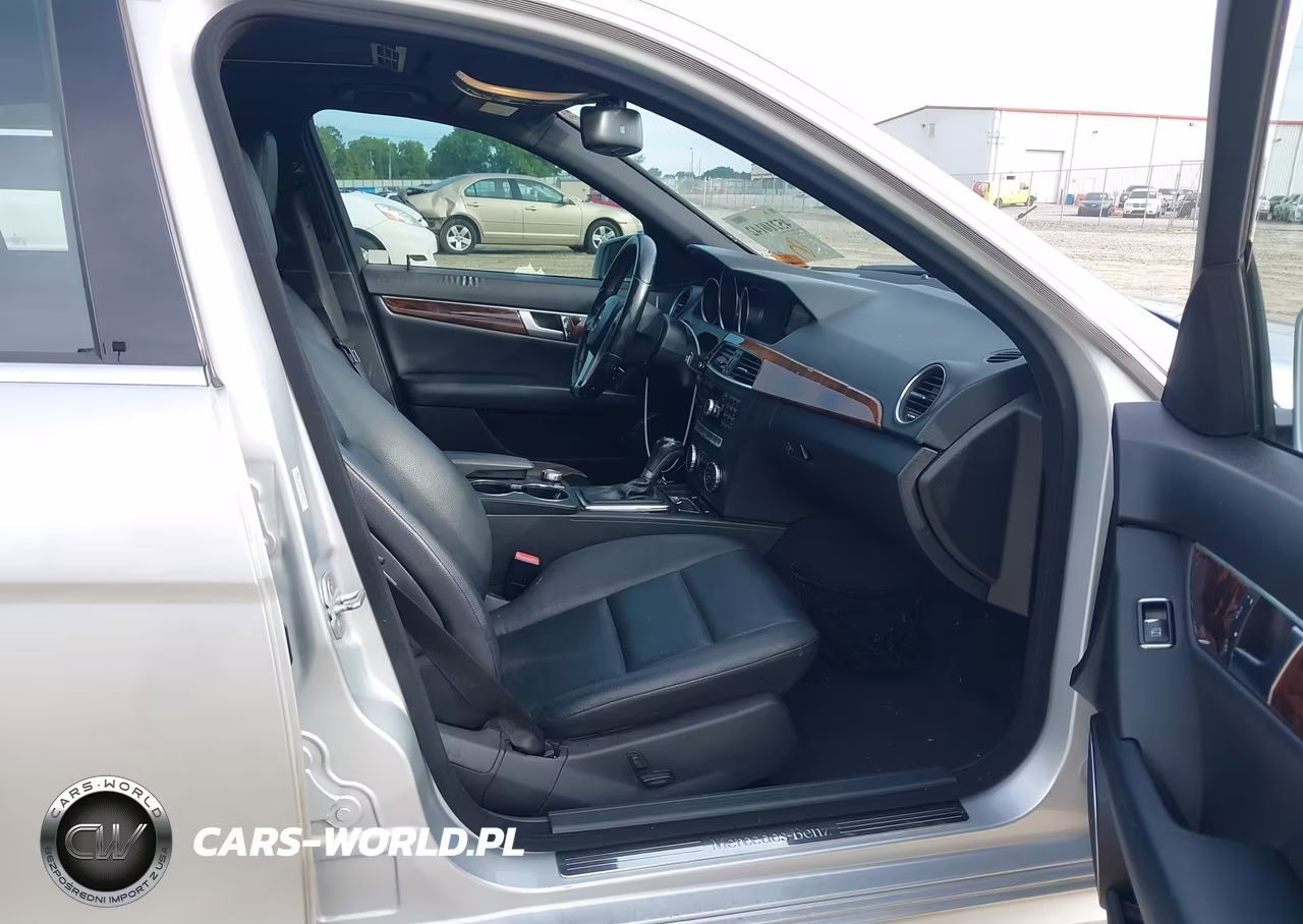 2013 Mercedes-Benz C 250 Sport VIN:WDDGF4HBXDA849701 - 5