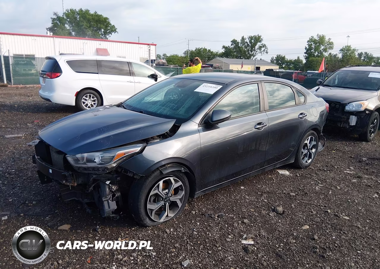 2020 Kia Forte Lxs VIN:3KPF24AD3LE260451 - 2