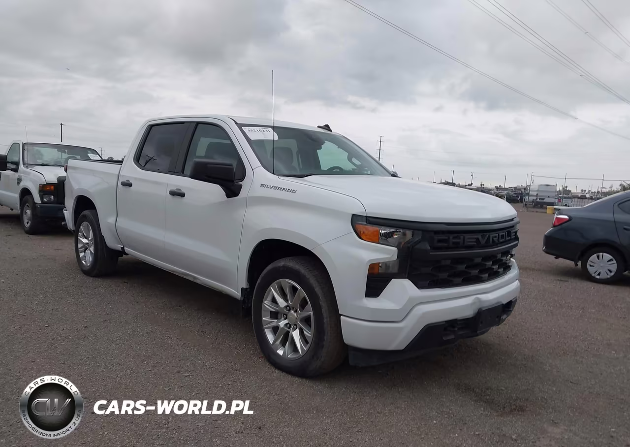 2022 Chevrolet Silverado C1500 Custom – zdjęcie 1 z 16