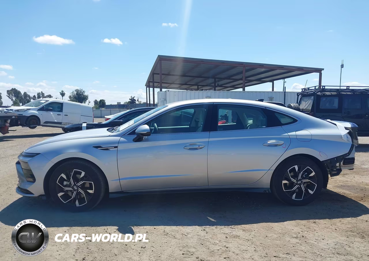 2025 Hyundai Sonata Sel VIN:KMHL64JA8SA487323 - 15