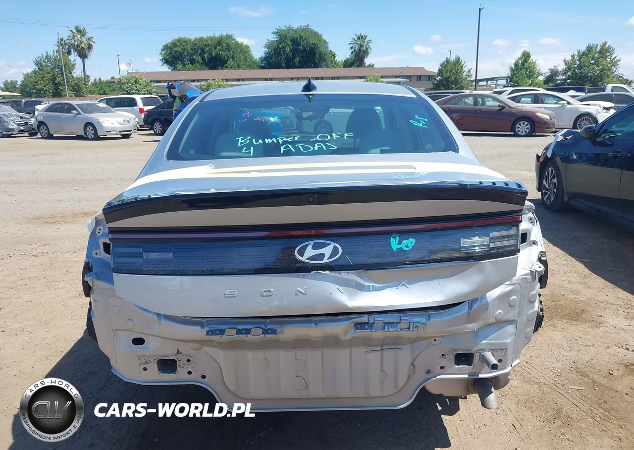 2025 Hyundai Sonata Sel VIN:KMHL64JA8SA487323 - 17