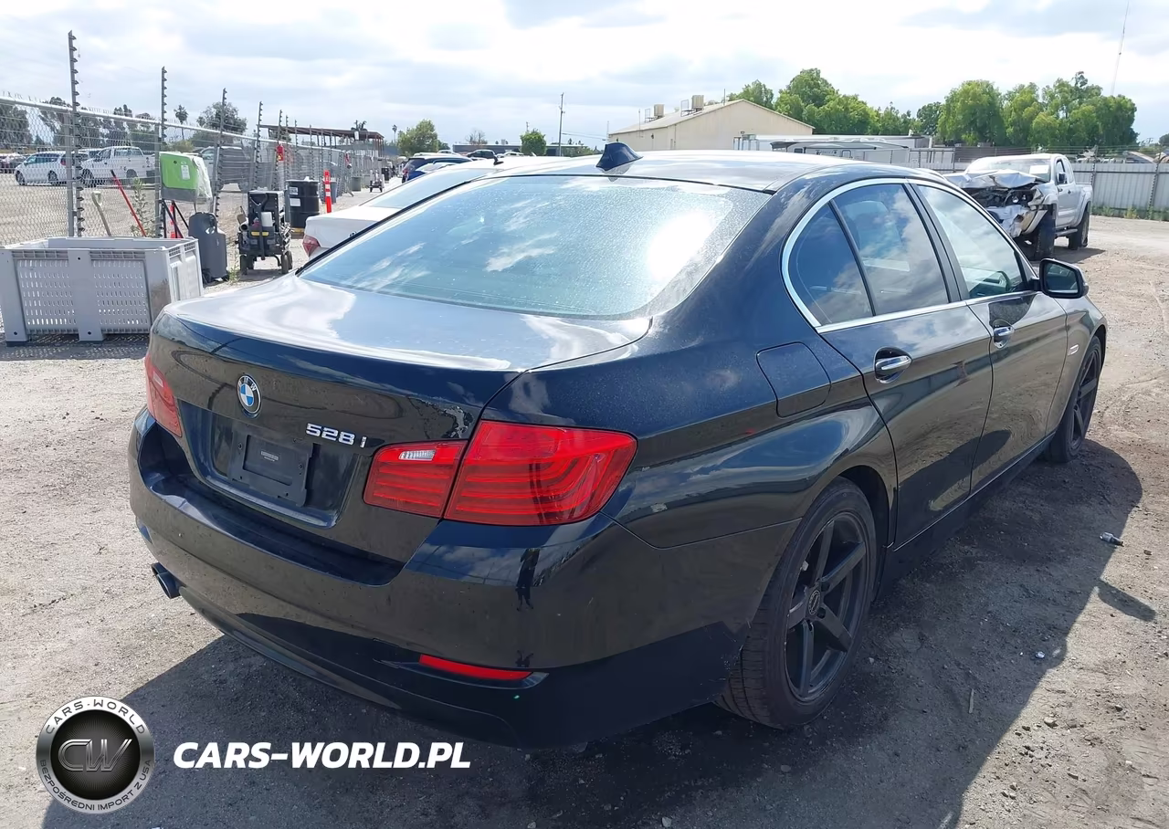 2016 BMW 528I VIN:WBA5A5C56GG347399 - 4