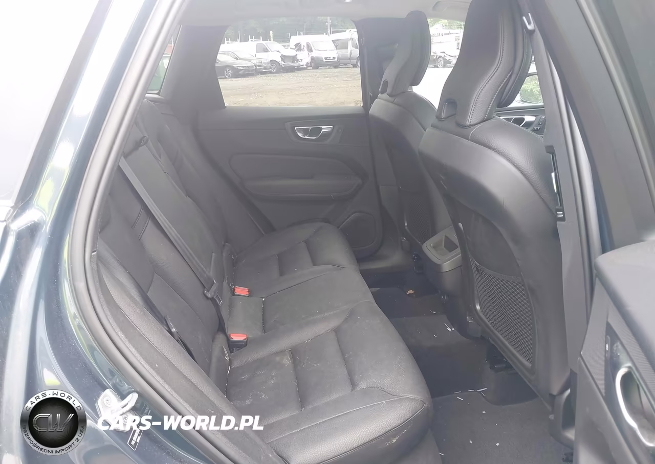 2022 Volvo Xc60 B5 Momentum VIN:YV4L12RK8N1972888 - 8