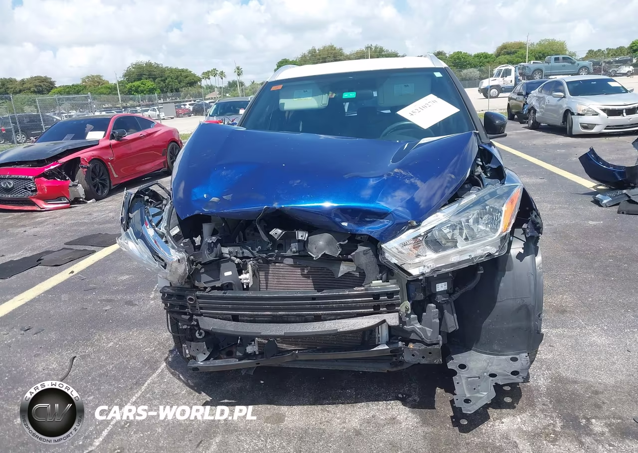 2018 Nissan Kicks Sv VIN:3N1CP5CU7JL542885 - 13