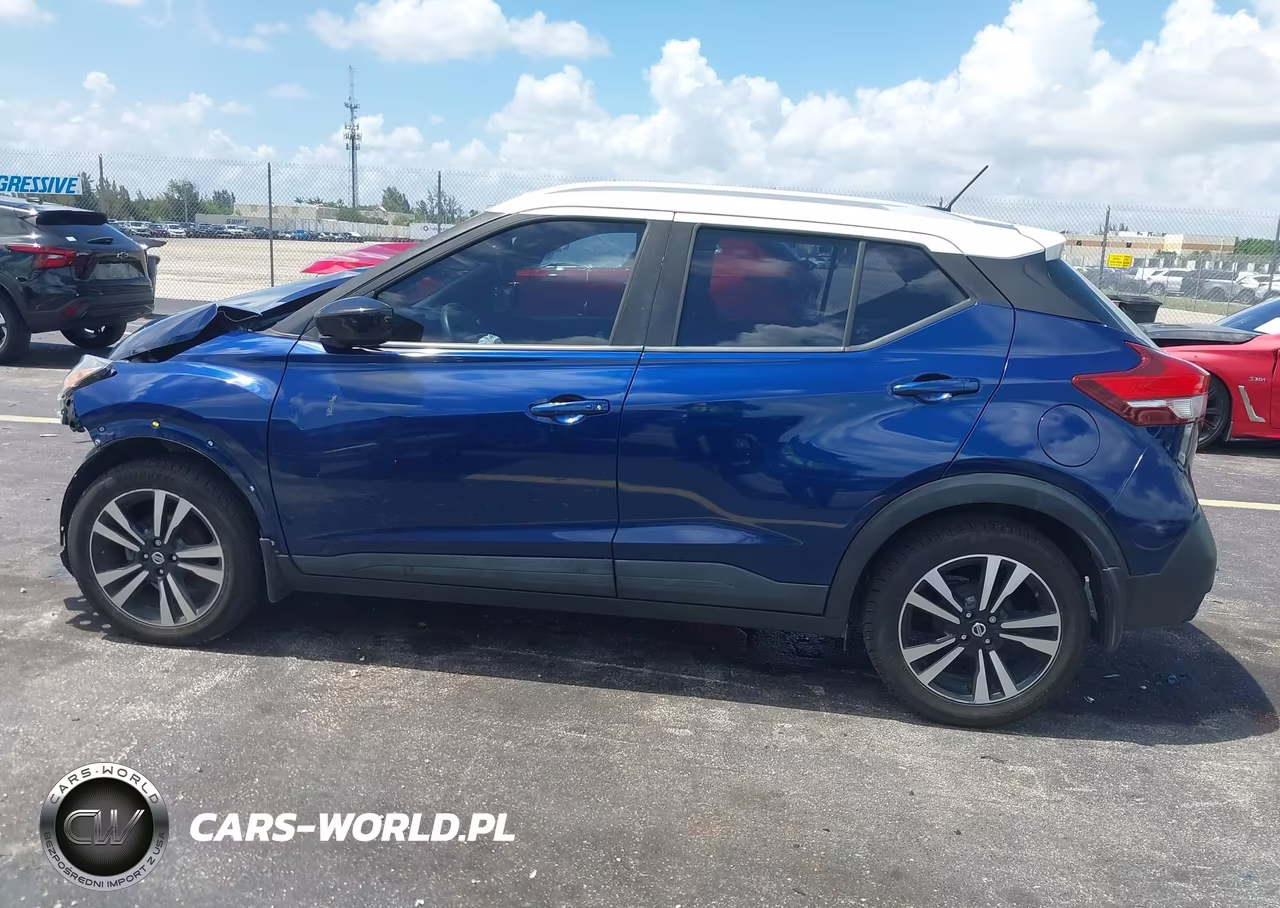 2018 Nissan Kicks Sv VIN:3N1CP5CU7JL542885 - 15