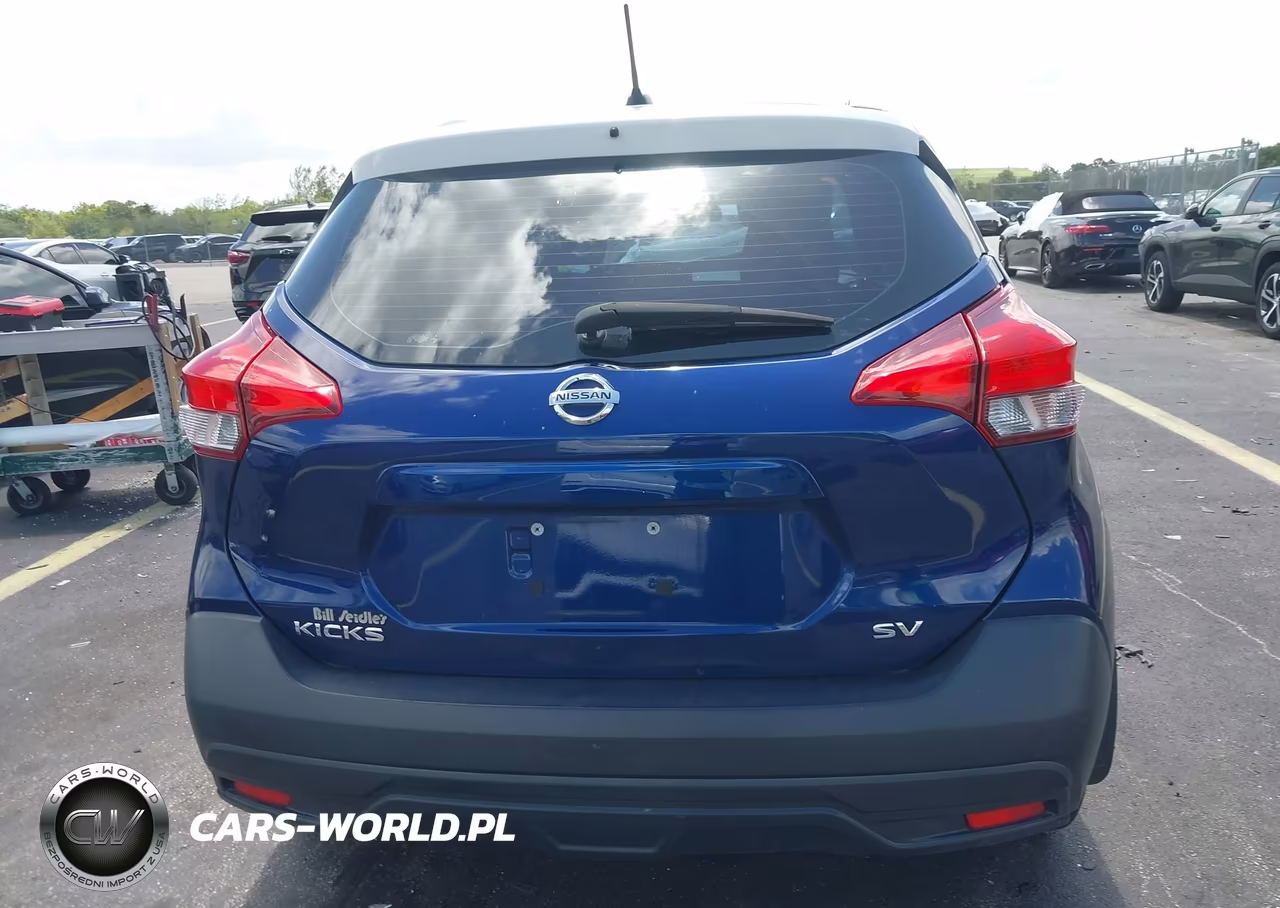 2018 Nissan Kicks Sv VIN:3N1CP5CU7JL542885 - 17