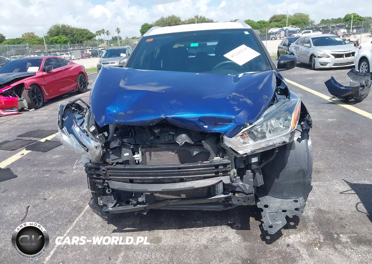 2018 Nissan Kicks Sv VIN:3N1CP5CU7JL542885 - 6