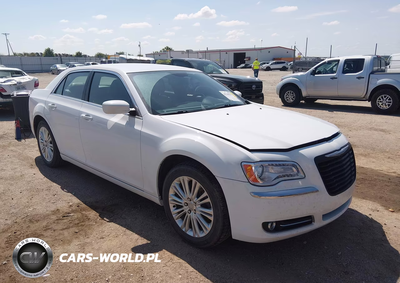 2014 CHRYSLER 300  – zdjęcie 1 z 16