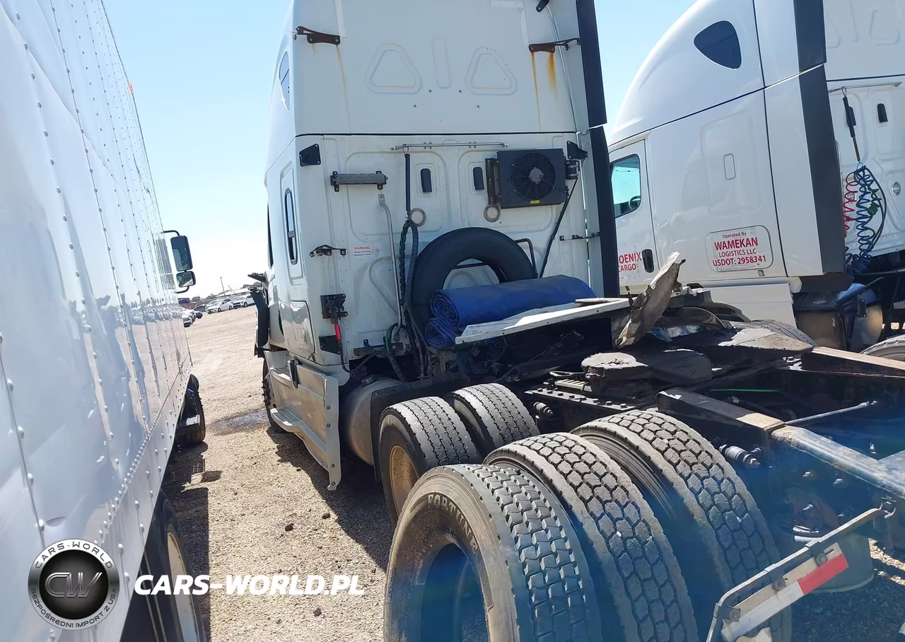 2019 Freightliner New Cascadia 126 VIN:3AKJHHDR5KSKP9934 - 3