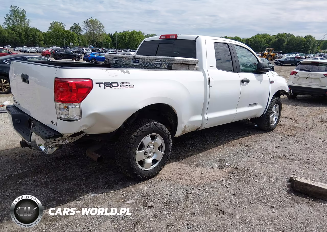 2011 Toyota Tundra Grade 5.7L V8 VIN:5TFUY5F17BX198707 - 4
