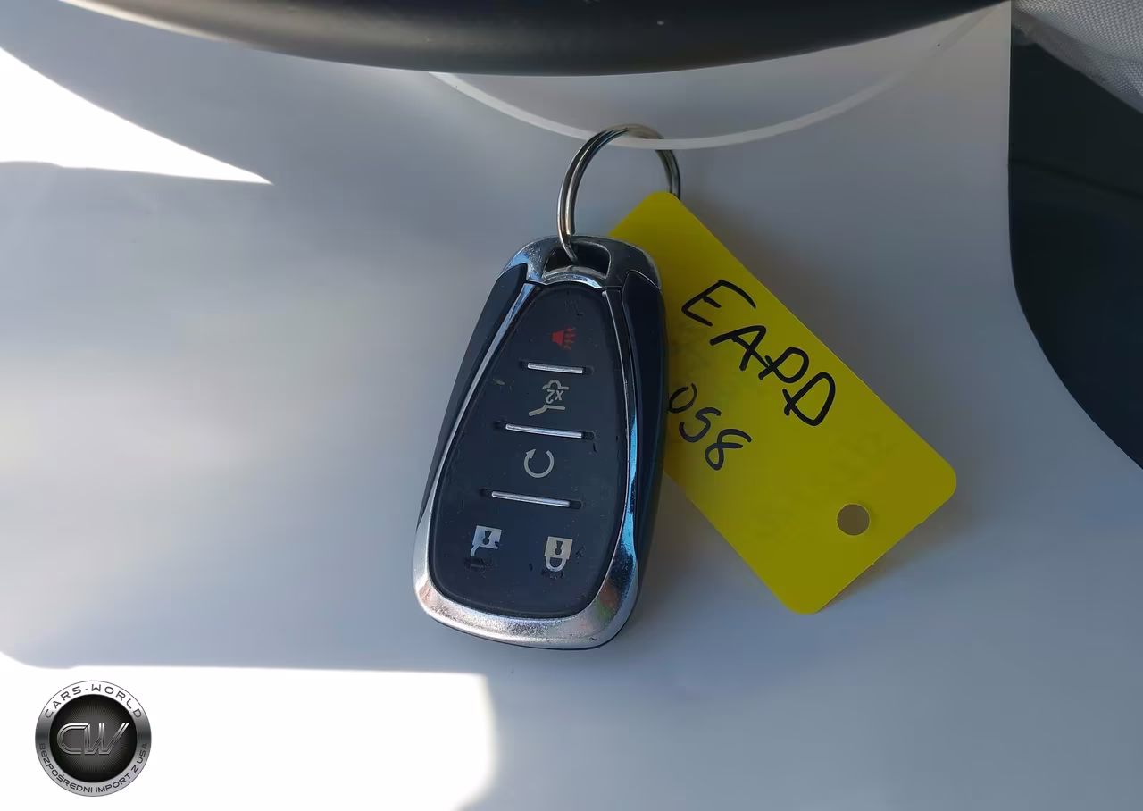 2018 Chevrolet Equinox Lt VIN:2GNAXSEV4J6156865 - 11
