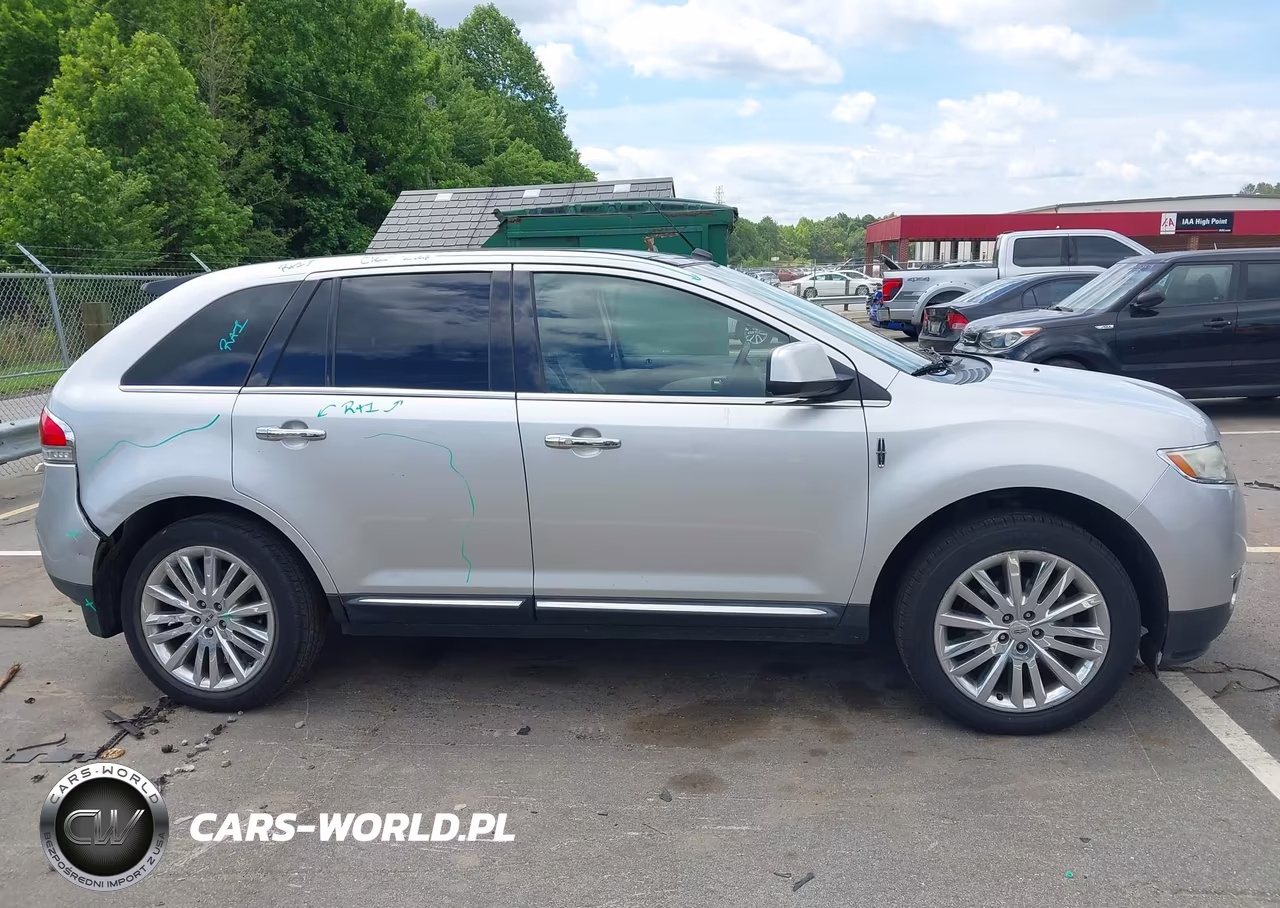 2011 Lincoln Mkx VIN:2LMDJ6JK8BBJ04920 - 13