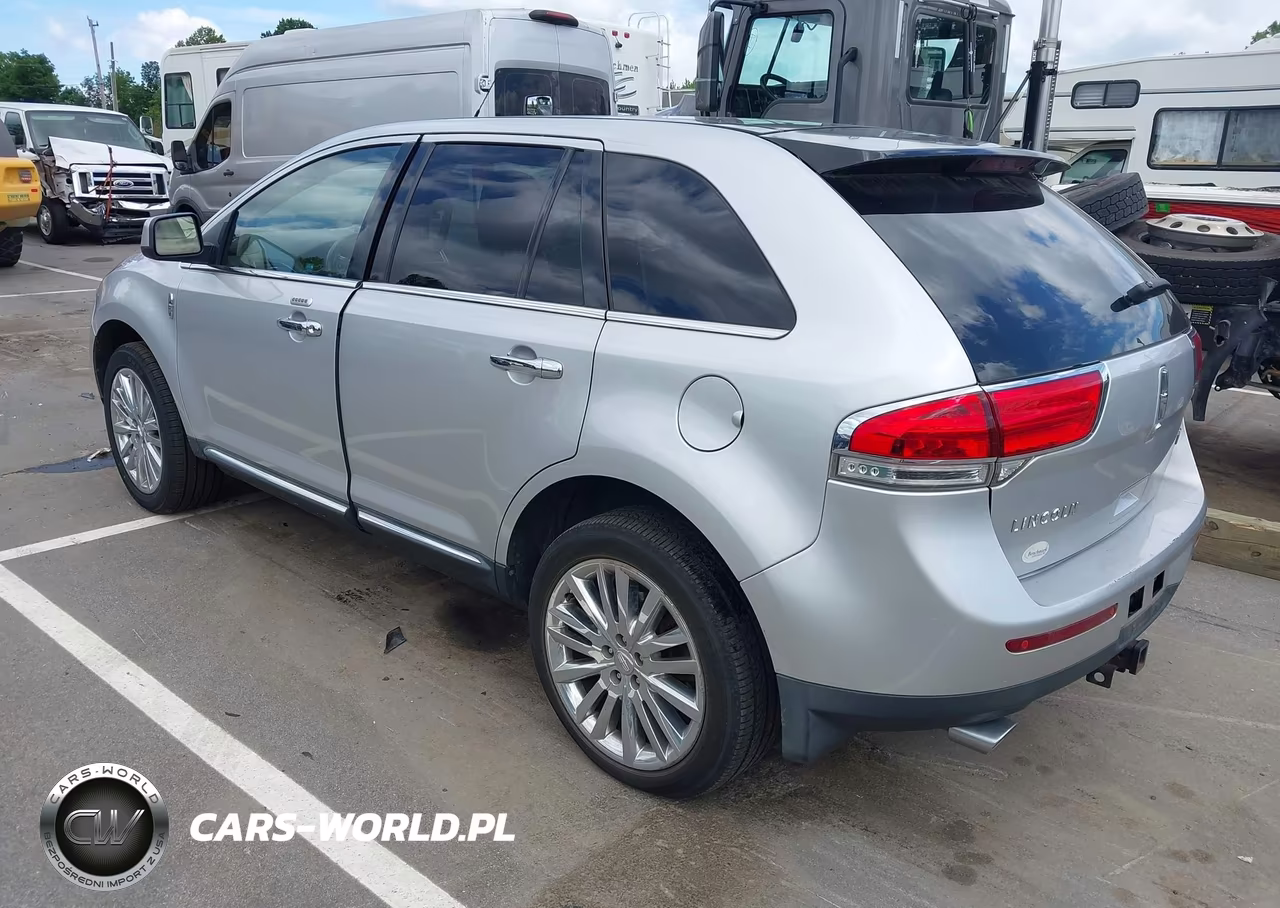 2011 Lincoln Mkx VIN:2LMDJ6JK8BBJ04920 - 3