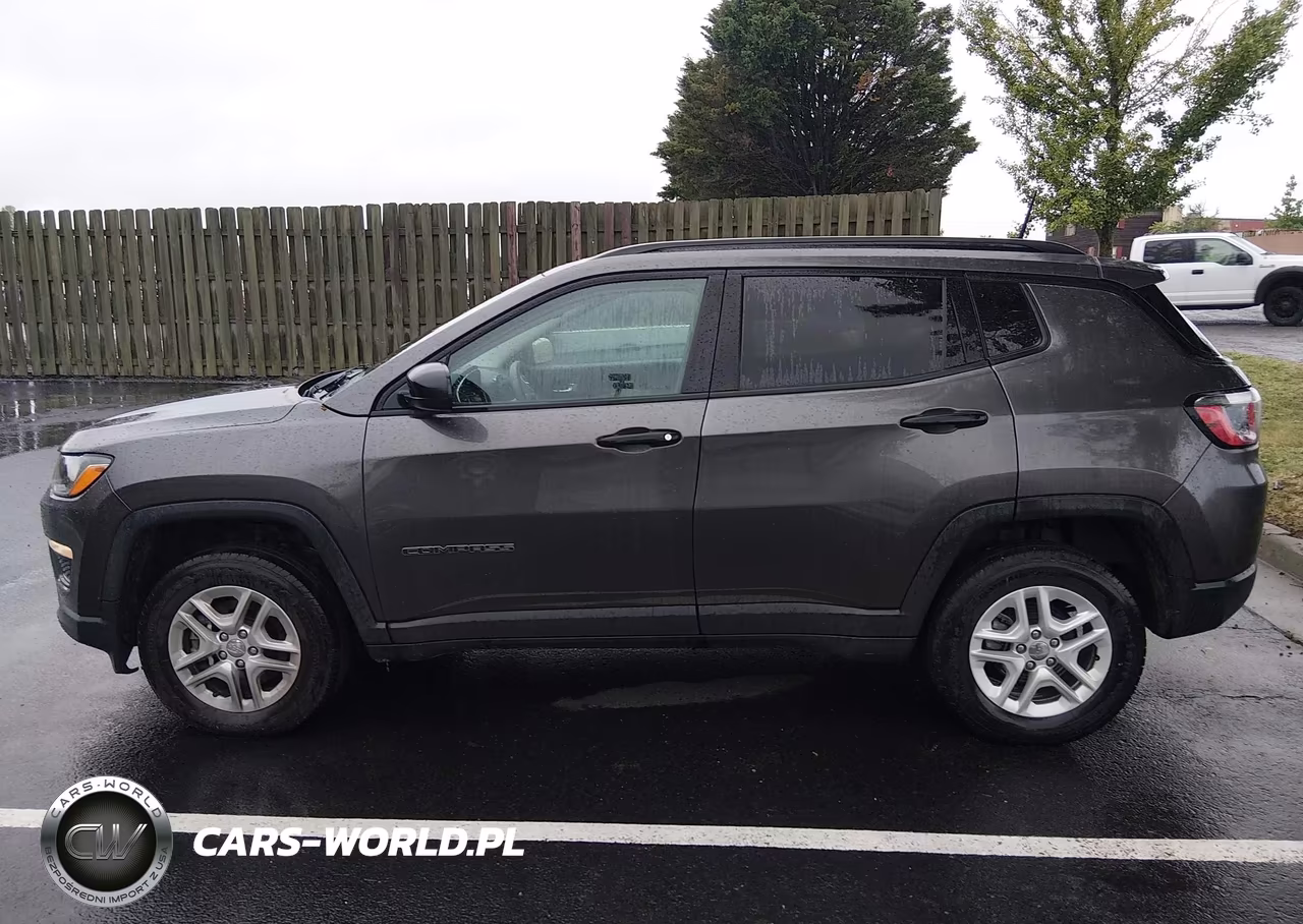 2018 Jeep Compass Sport 4X4 VIN:3C4NJDABXJT332137 - 14