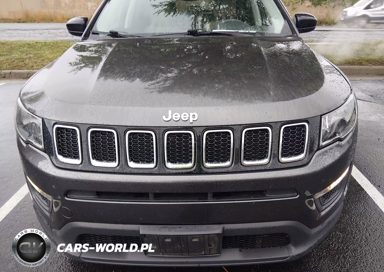 2018 Jeep Compass Sport 4X4 VIN:3C4NJDABXJT332137 - 6
