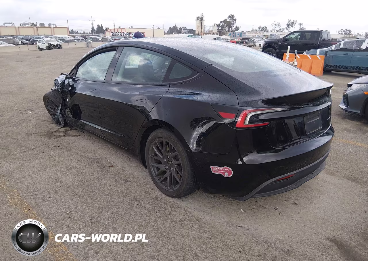2024 Tesla Model 3 Long Range Dual Motor All-Wheel Drive VIN:5YJ3E1EB3RF734533 - 3
