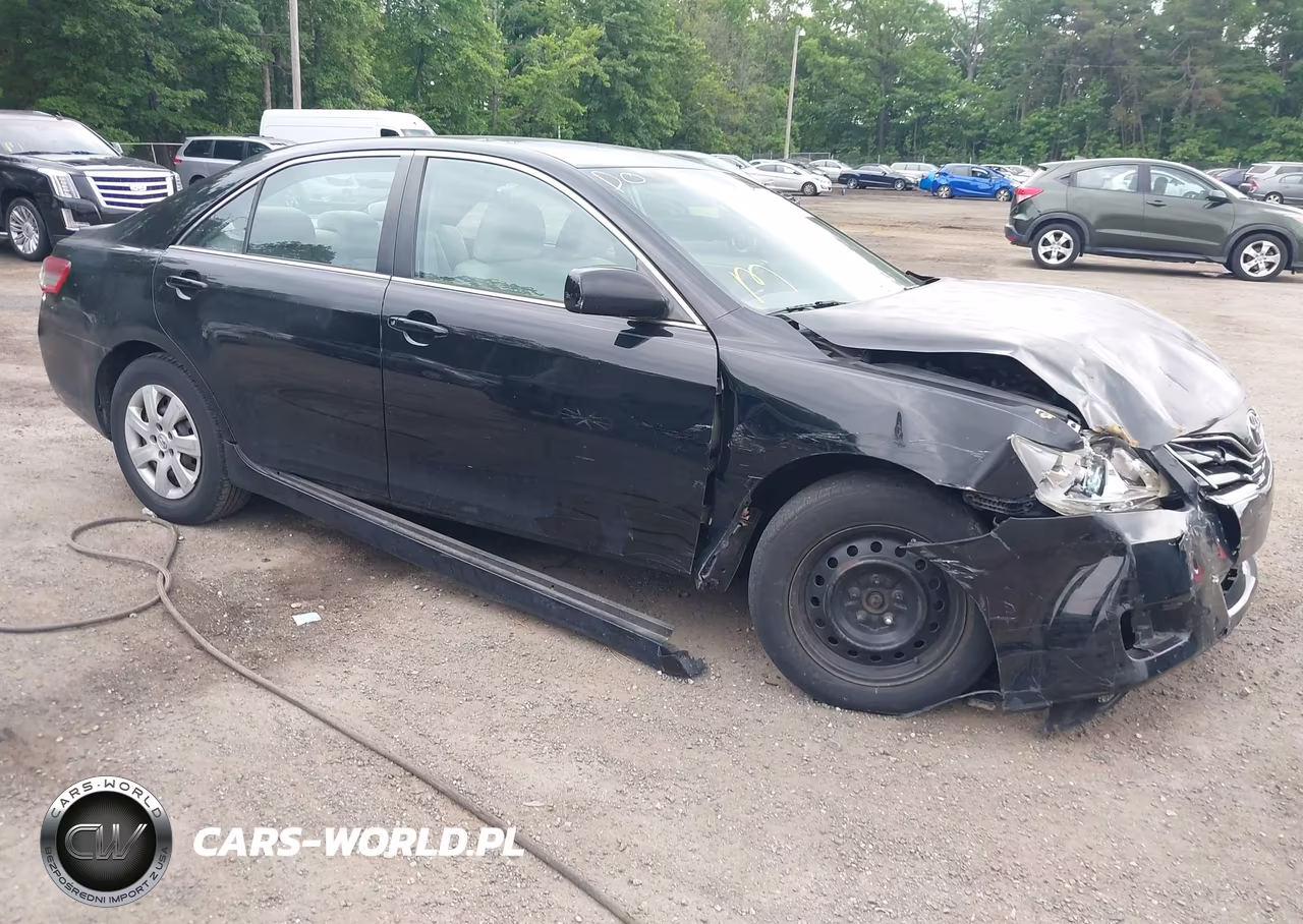 2010 Toyota Camry – zdjęcie 1 z 15