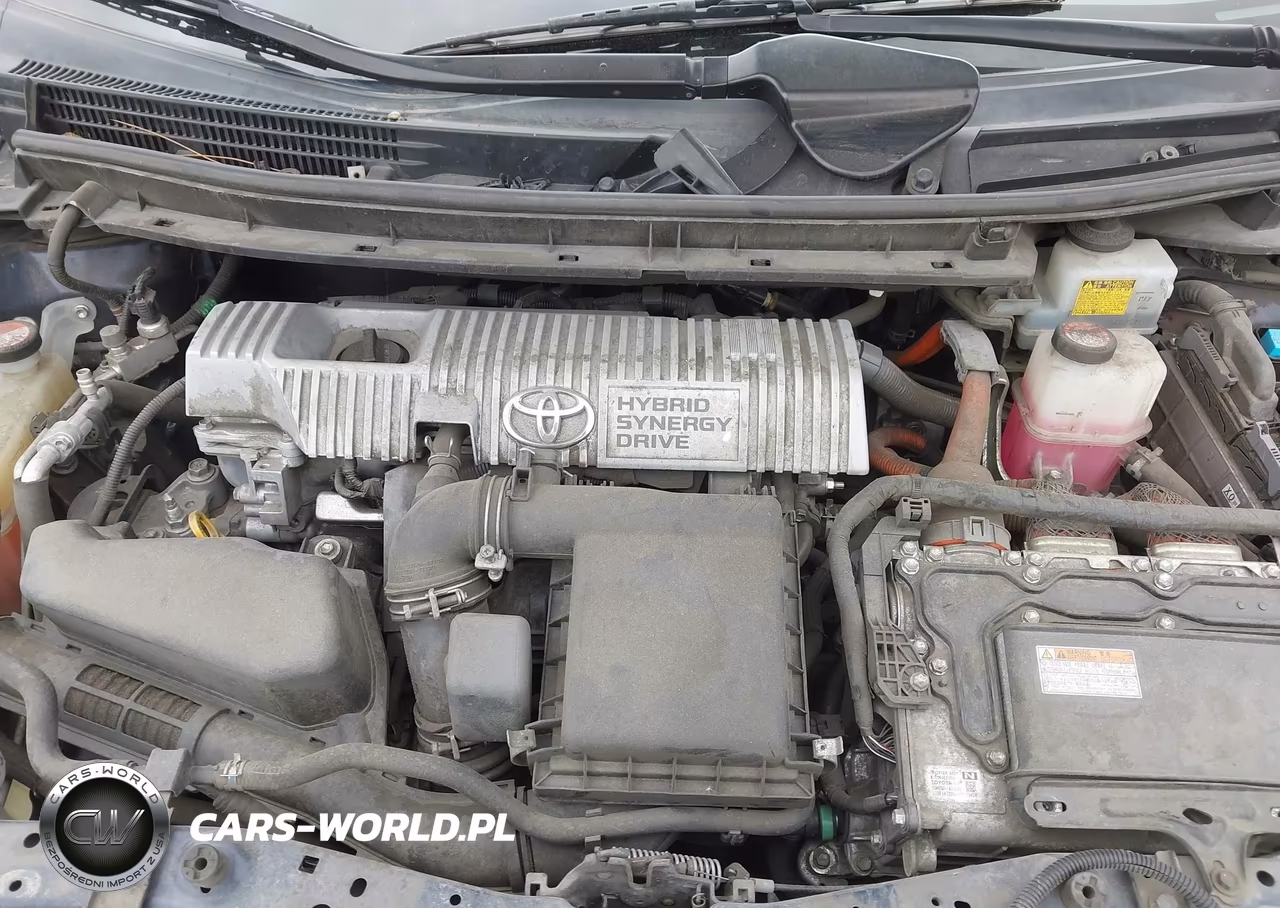2015 Toyota Prius Two VIN:JTDKN3DU1F0455411 - 10