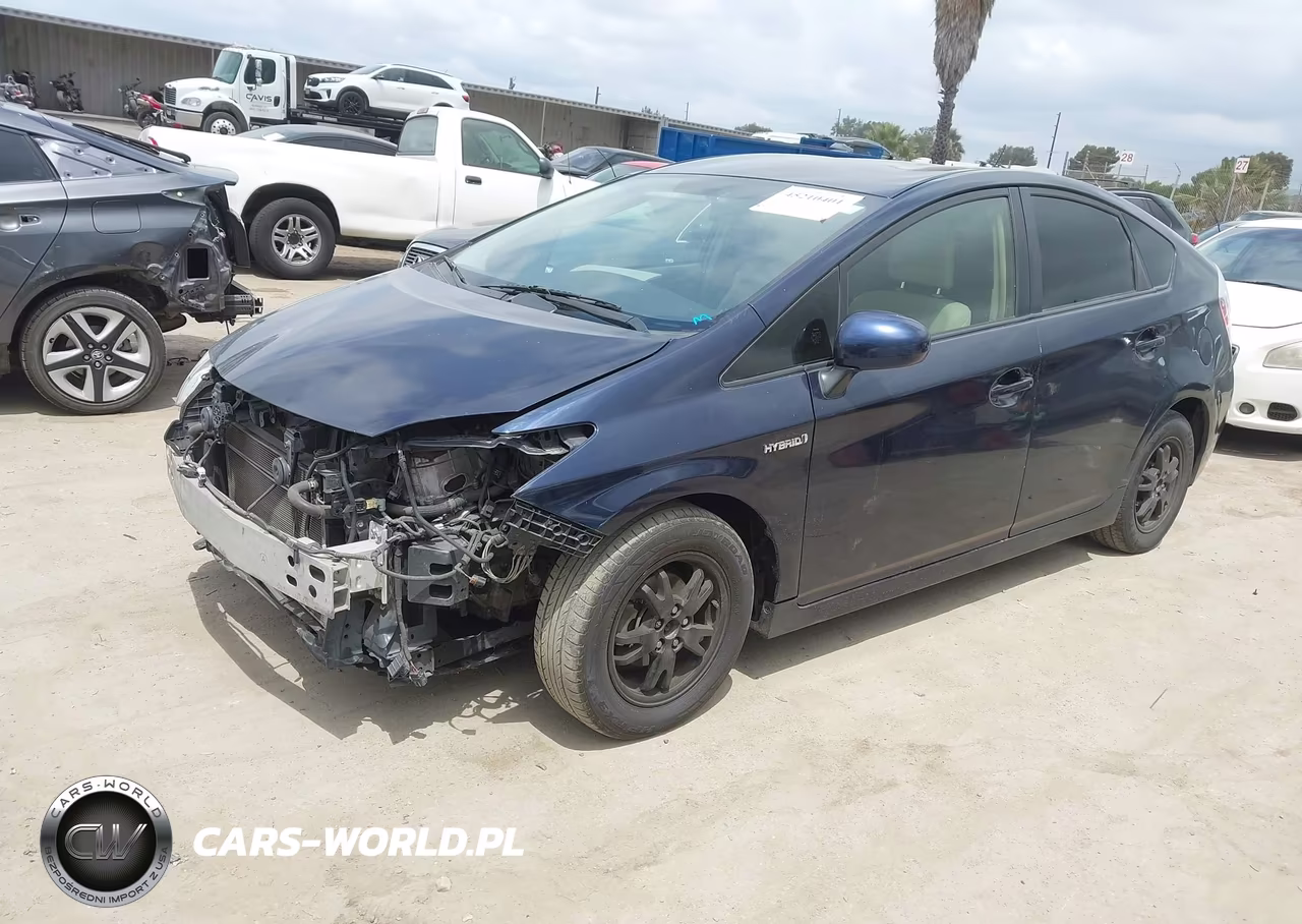 2015 Toyota Prius Two VIN:JTDKN3DU1F0455411 - 2