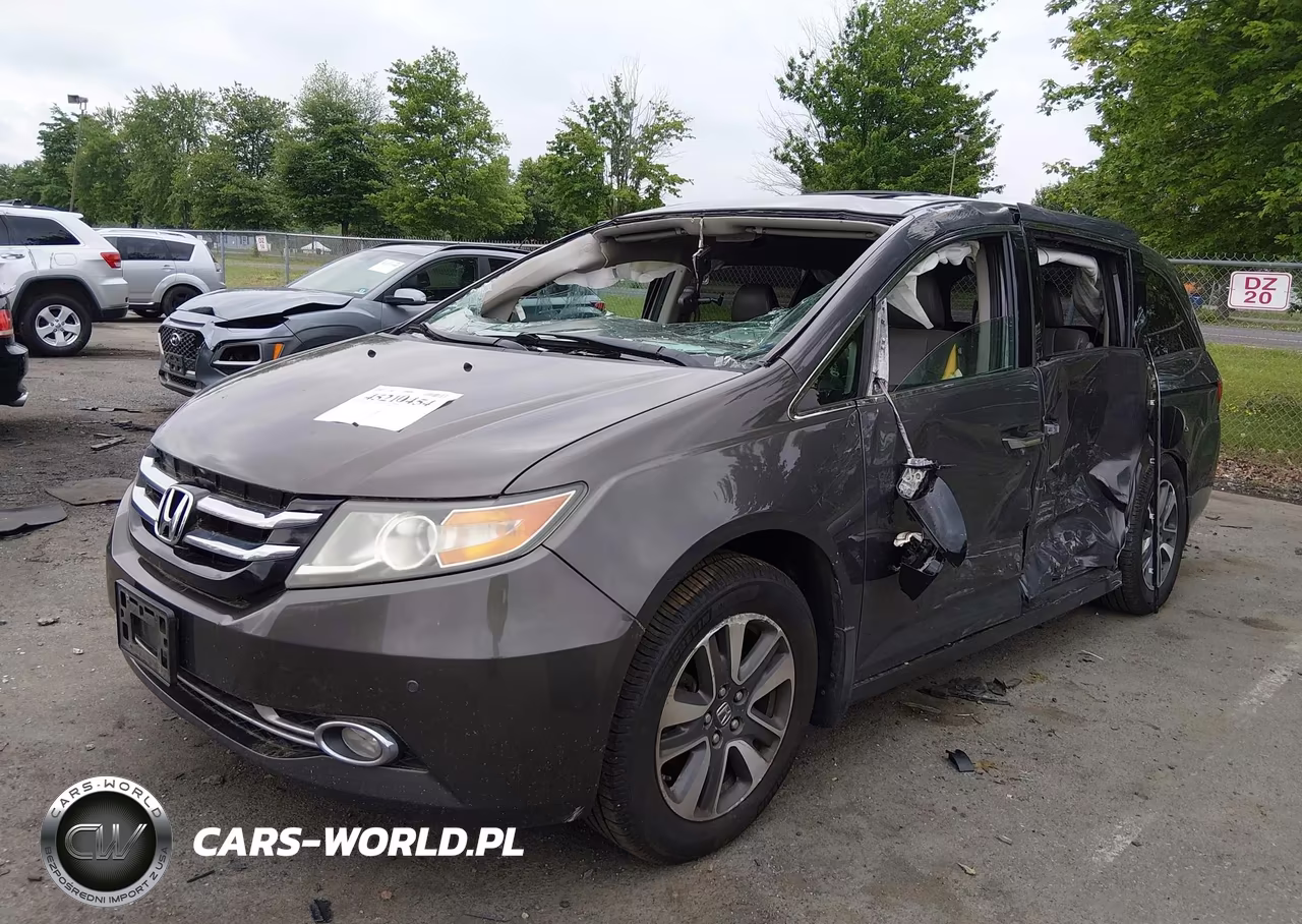2015 Honda Odyssey Touring-Touring Elite VIN:5FNRL5H95FB062745 - 2