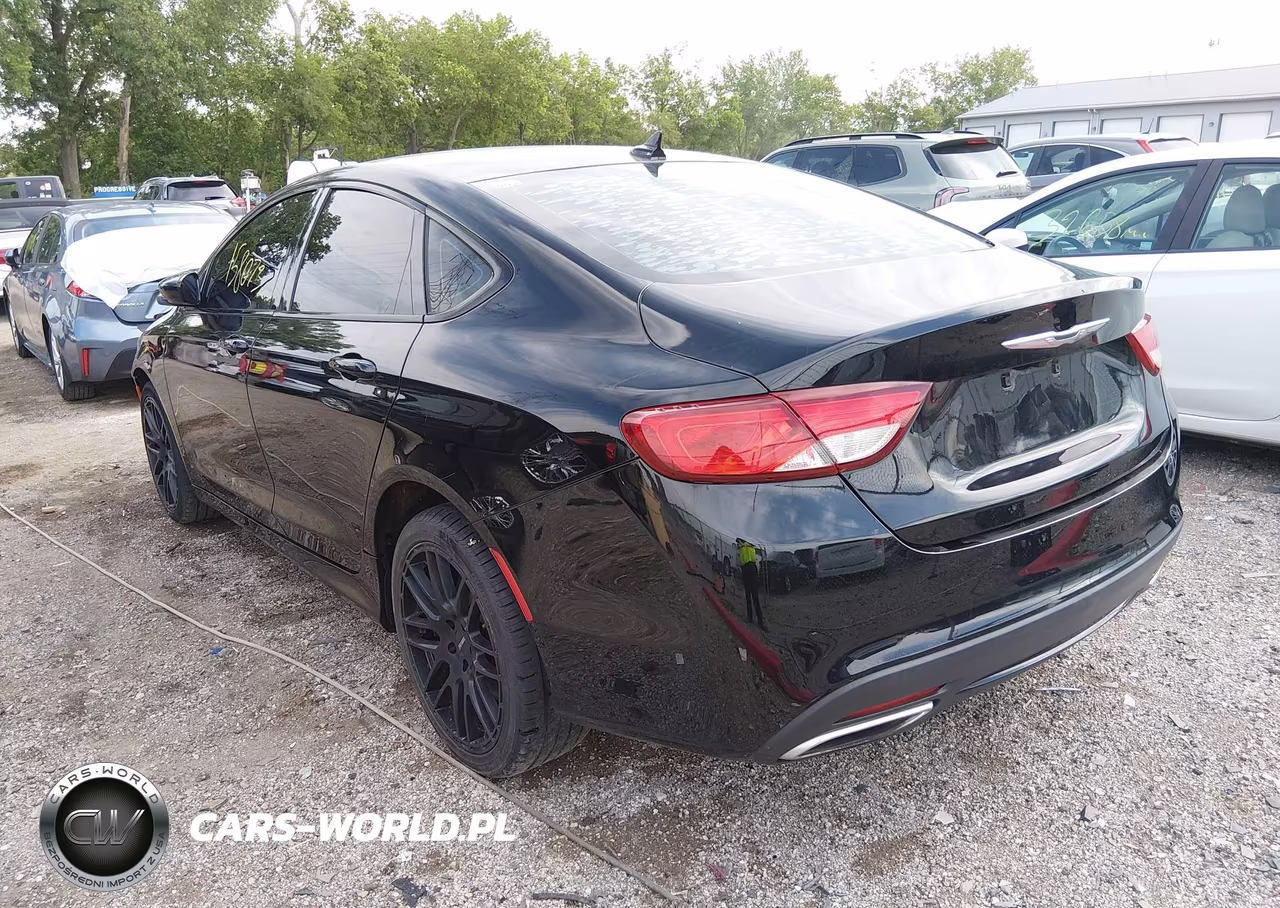 2015 Chrysler 200 S VIN:1C3CCCDG9FN523014 - 3