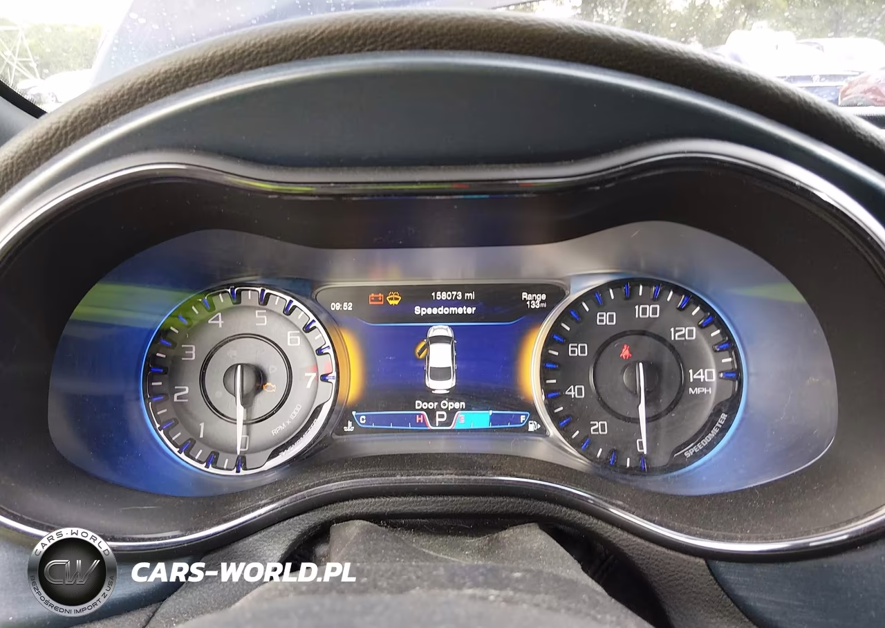 2015 Chrysler 200 S VIN:1C3CCCDG9FN523014 - 7
