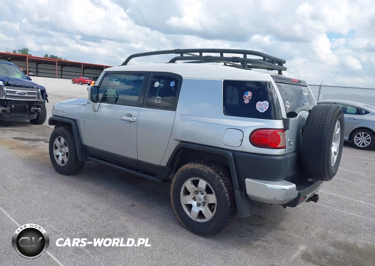 2007 Toyota Fj Cruiser VIN:JTEBU11F570076258 - 3