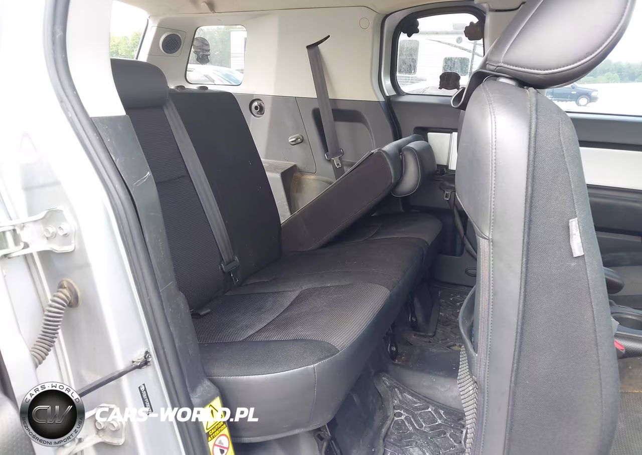 2007 Toyota Fj Cruiser VIN:JTEBU11F570076258 - 8