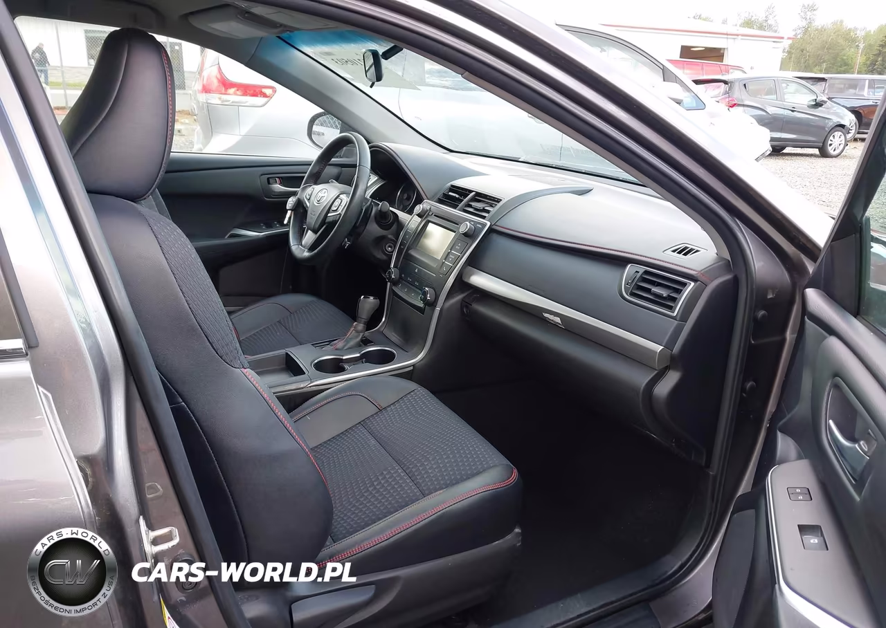 2015 Toyota Camry Se VIN:4T1BF1FK0FU997827 - 18