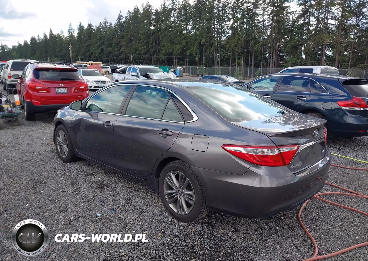 2015 Toyota Camry Se VIN:4T1BF1FK0FU997827 - 3