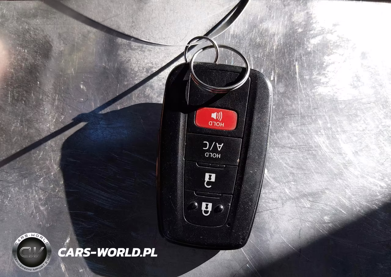 2021 Toyota Prius Prime Xle VIN:JTDKAMFP1M3166436 - 11