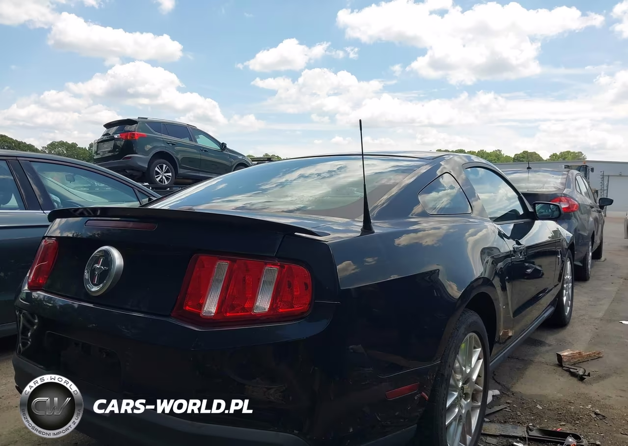 2012 Ford Mustang V6 Premium VIN:1ZVBP8AM4C5277002 - 4