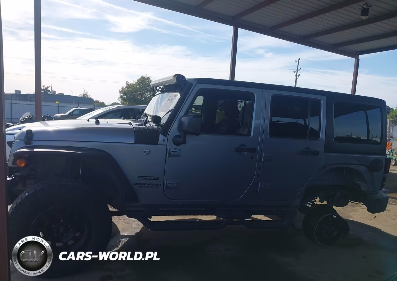 2016 Jeep Wrangler Unlimited Sport VIN:1C4BJWDG8GL248201 - 14