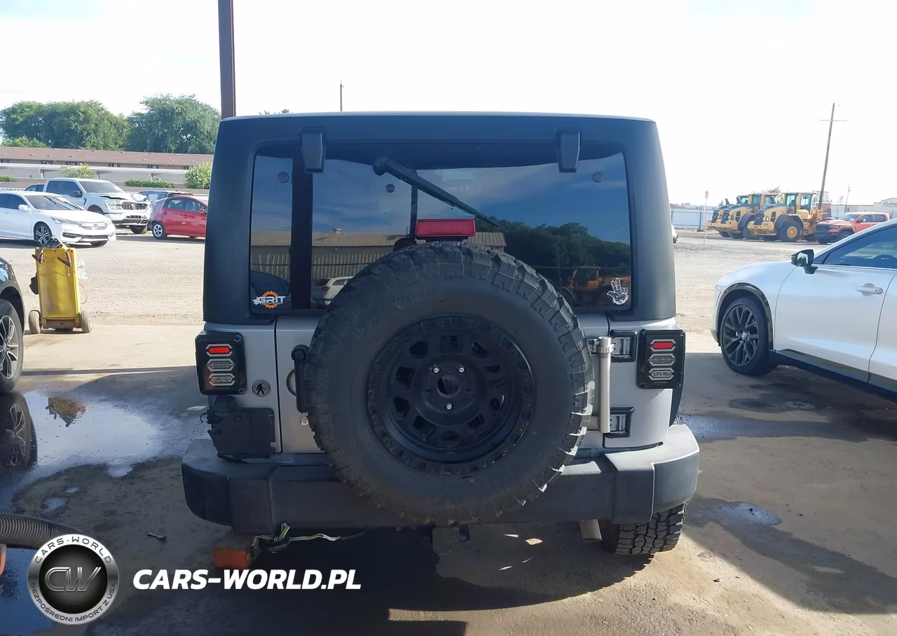 2016 Jeep Wrangler Unlimited Sport VIN:1C4BJWDG8GL248201 - 16