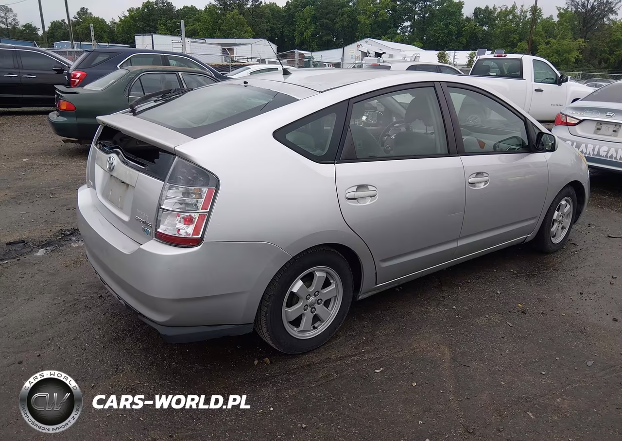 2004 Toyota Prius VIN:JTDKB20U640063790 - 4