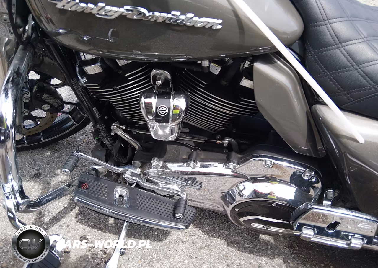 2019 Harley-Davidson Fltrx VIN:1HD1KHC34KB623825 - 9