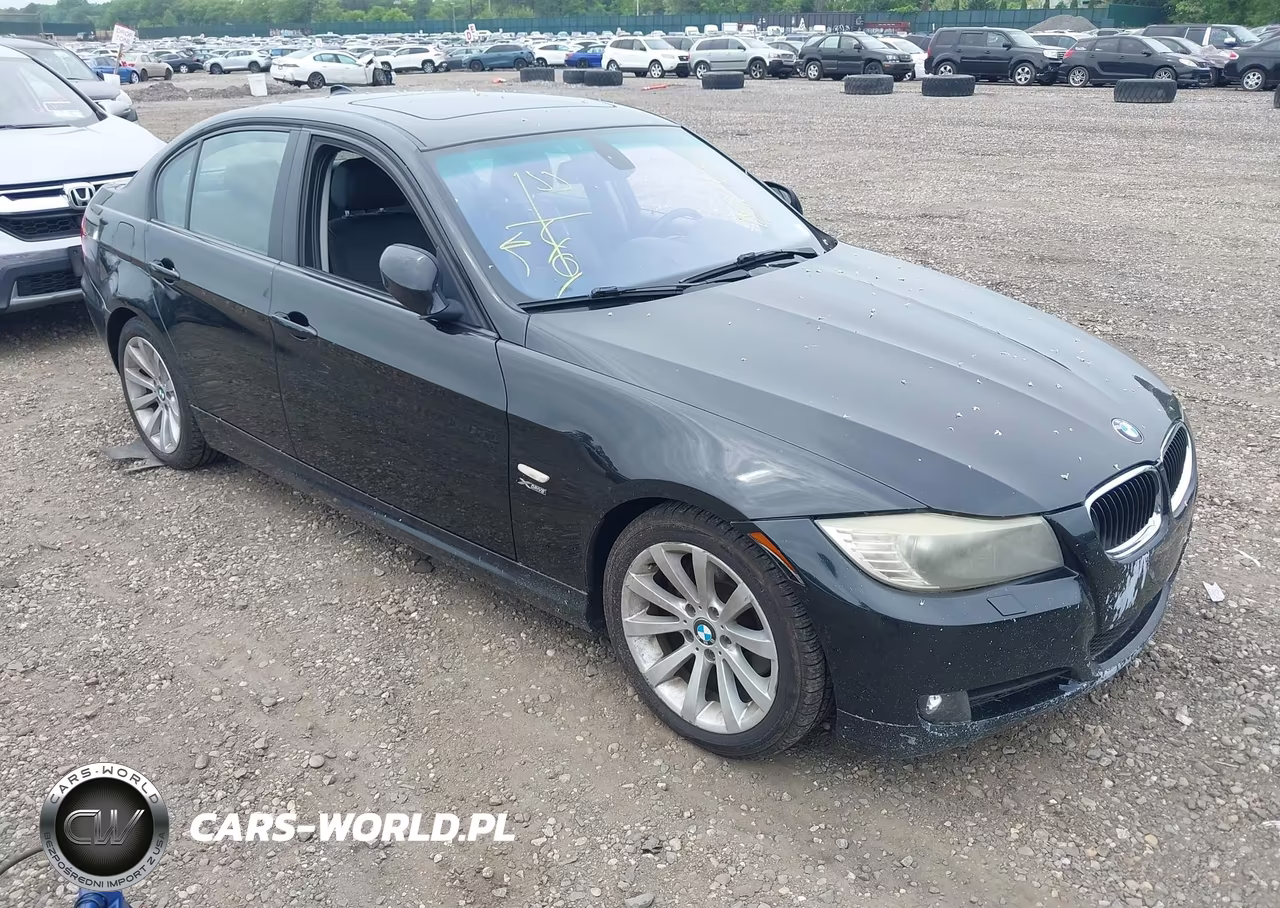 2011 BMW 328I xDrive – zdjęcie 1 z 12