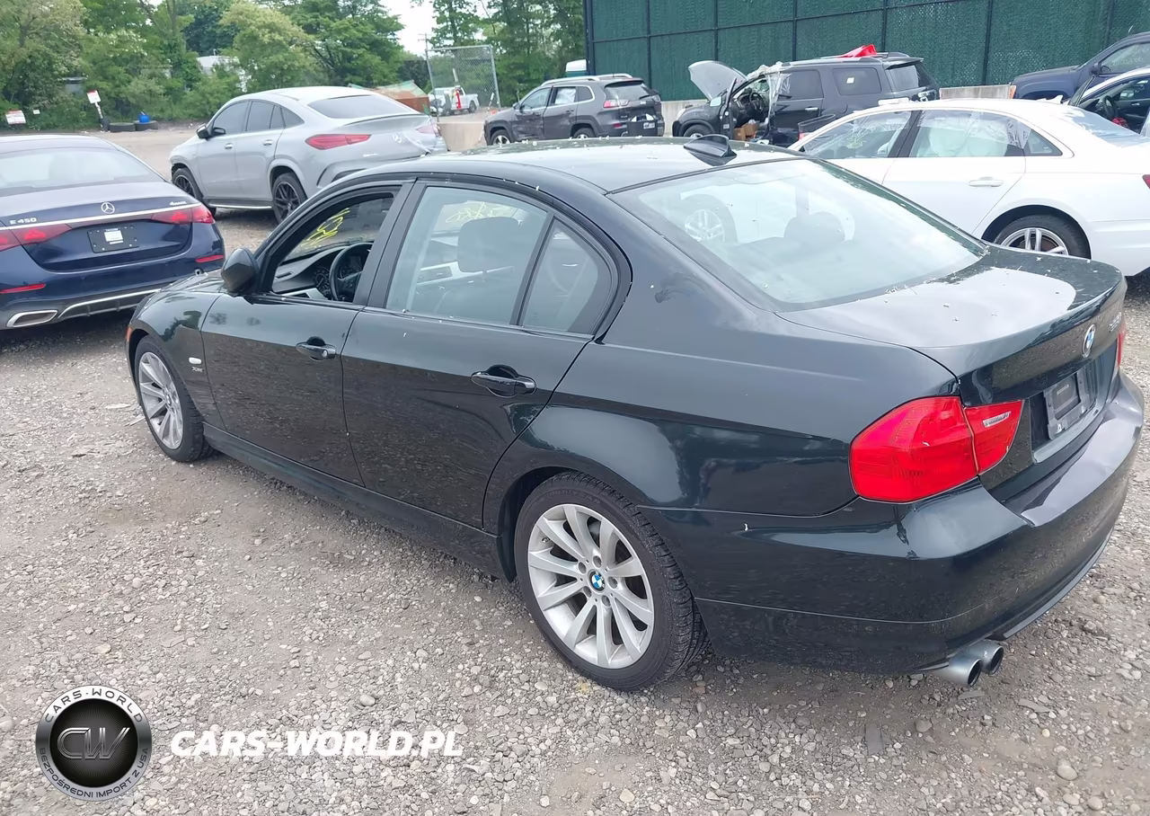 2011 BMW 328I xDrive VIN:WBAPK5C58BA662092 - 3