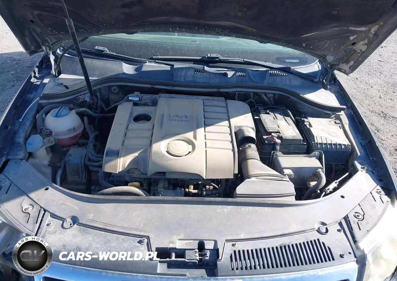 2008 Volkswagen Passat Lux VIN:WVWTK73C98E063070 - 10