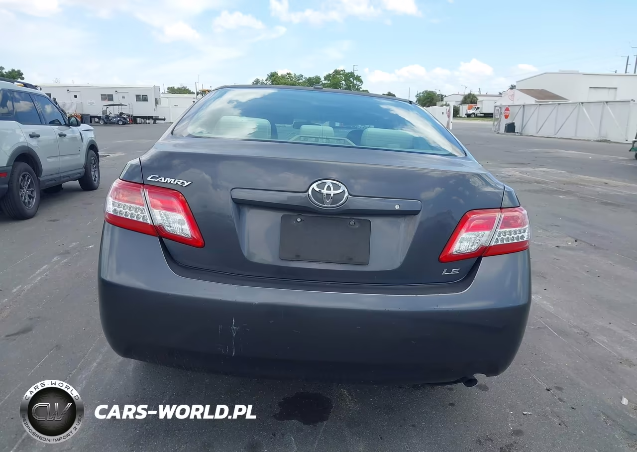2011 Toyota Camry Le VIN:4T1BF3EK0BU189517 - 17