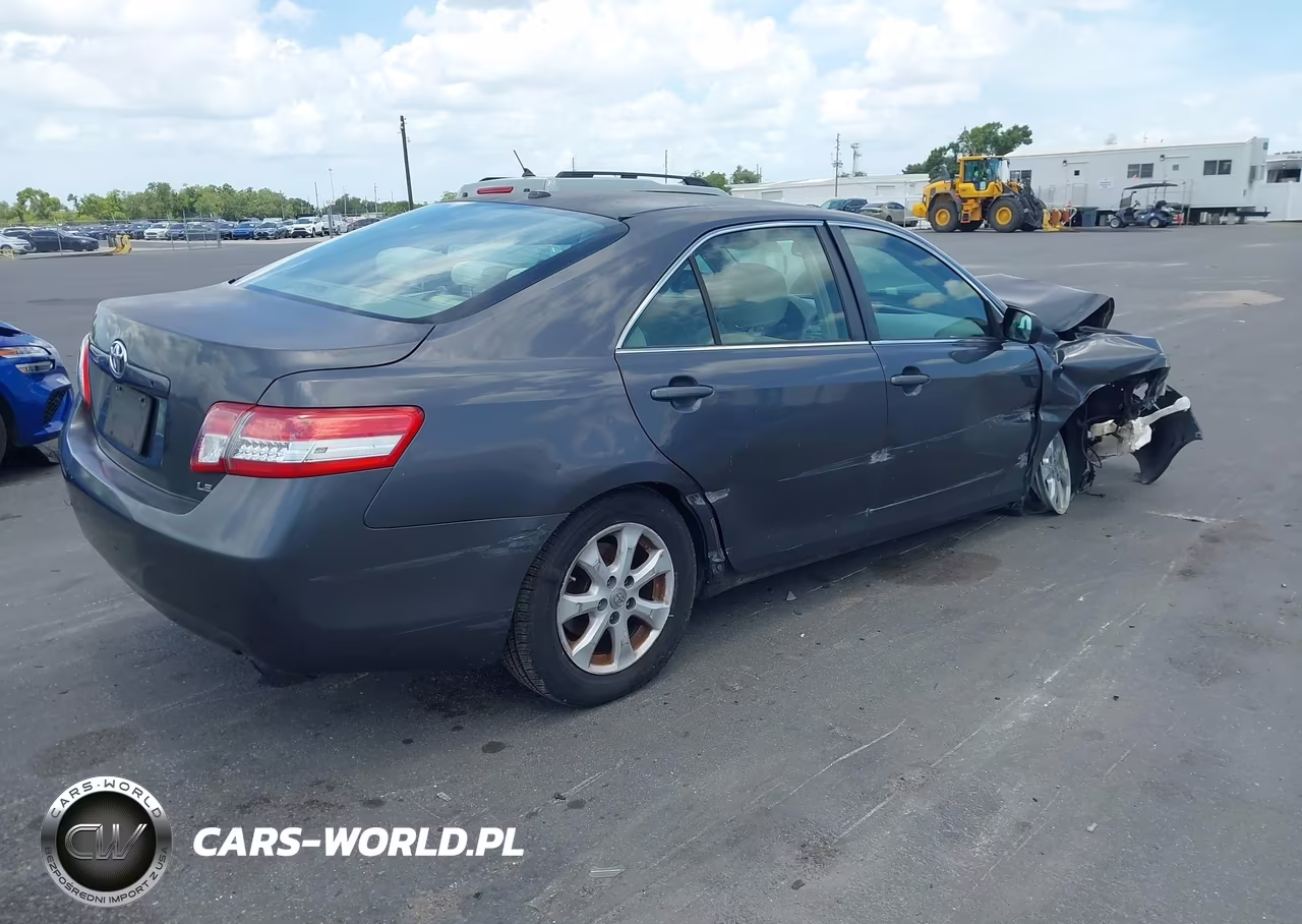 2011 Toyota Camry Le VIN:4T1BF3EK0BU189517 - 4