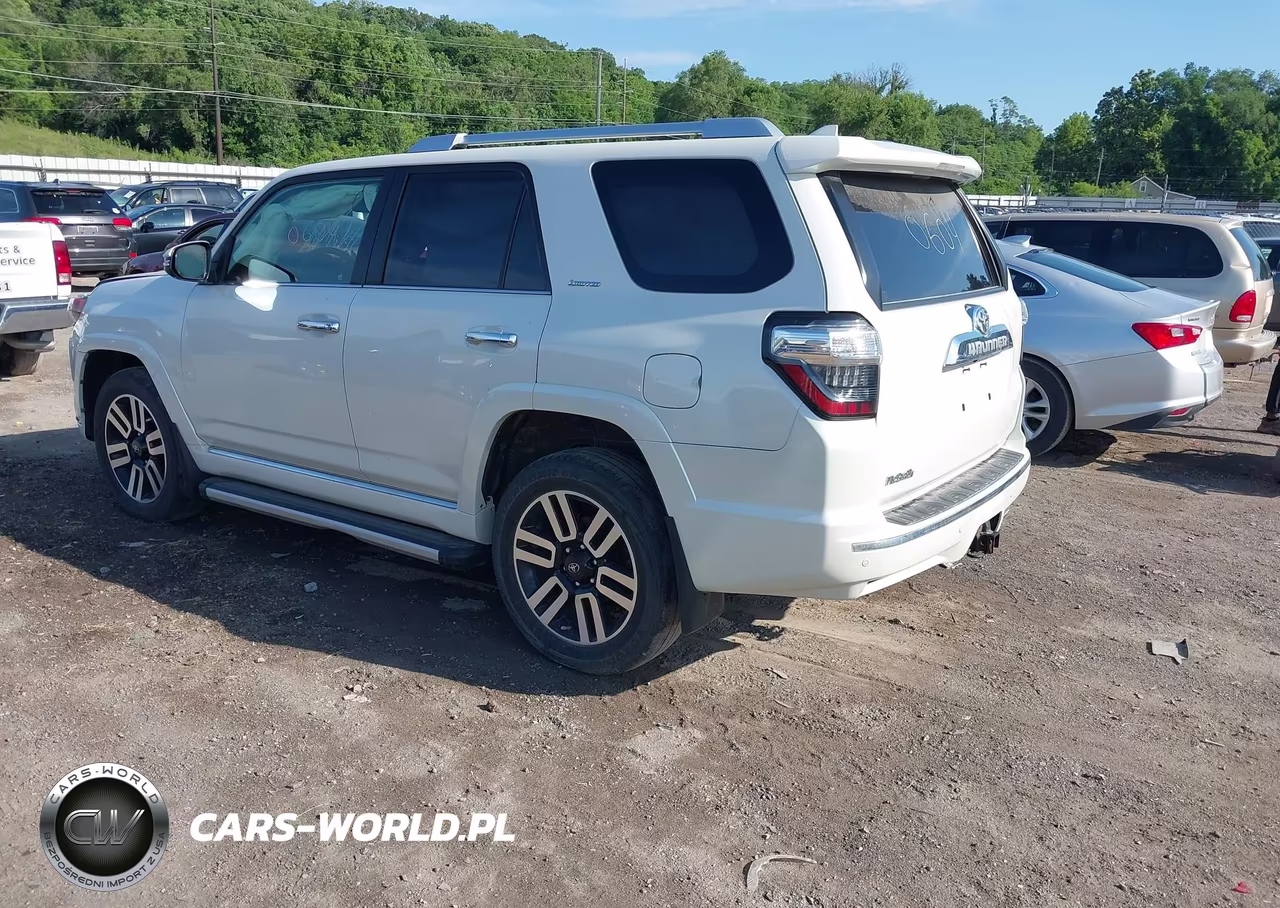 2018 Toyota 4Runner Limited VIN:JTEBU5JRXJ5562141 - 3