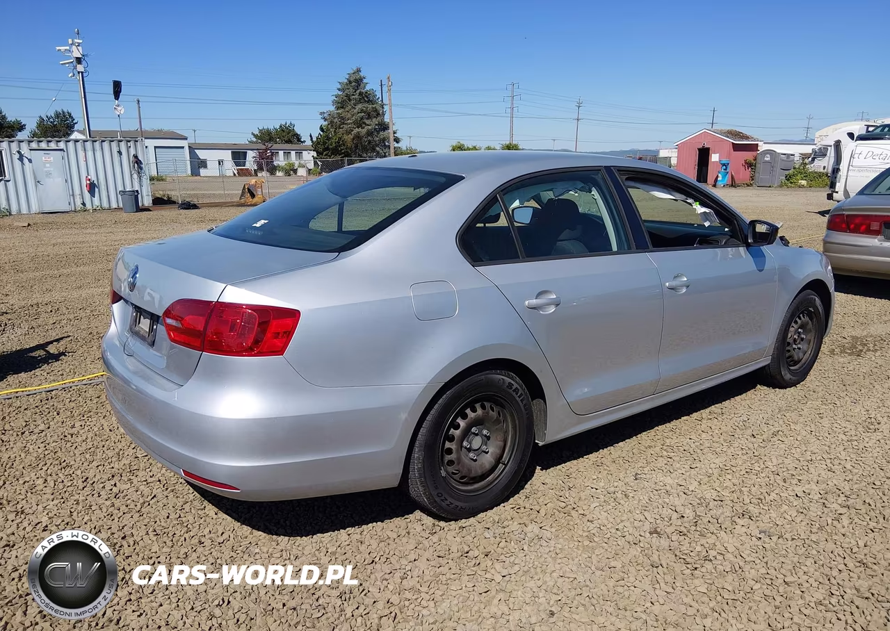 2014 Volkswagen Jetta 2.0L S VIN:3VW1K7AJ4EM319630 - 4