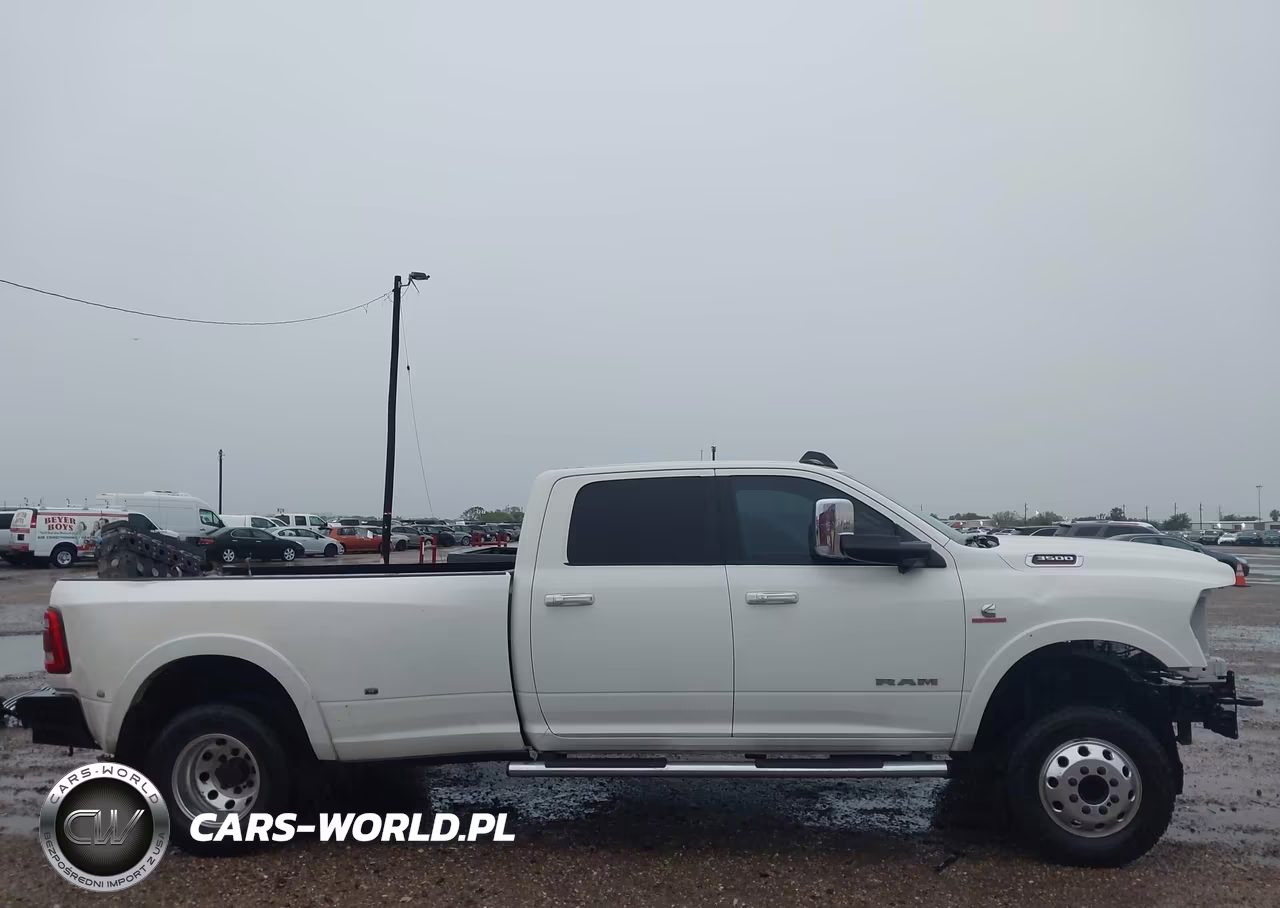 2019 Ram 3500 Laramie 4X4 8' Box VIN:3C63RRJL1KG533853 - 16
