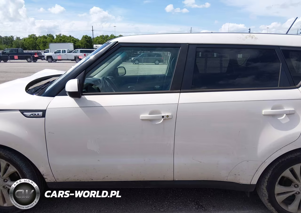 2016 Kia Soul + VIN:KNDJP3A58G7273135 - 14